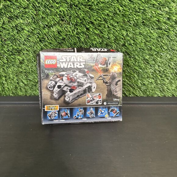 Lego STAR WARS Millennium Falcon Microfighter 75193 Chewbacca Damaged Box - Picture 2 of 6